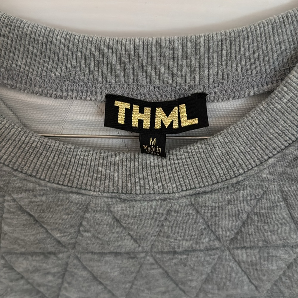 THML Quilted Gray & Cream Layered Sweatshirt Top - Picture 3 of 3